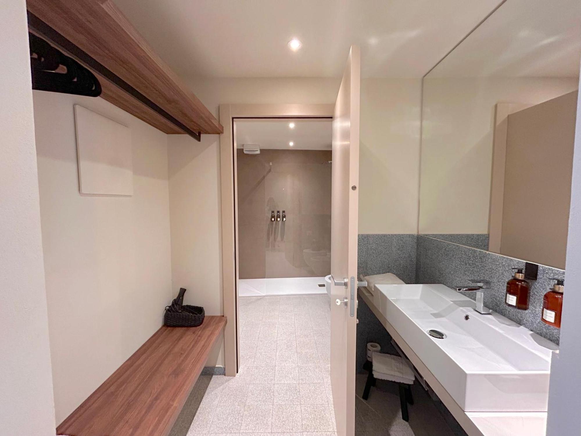 The Lake Suites Com - Luxury Stay In Lazise Exteriör bild