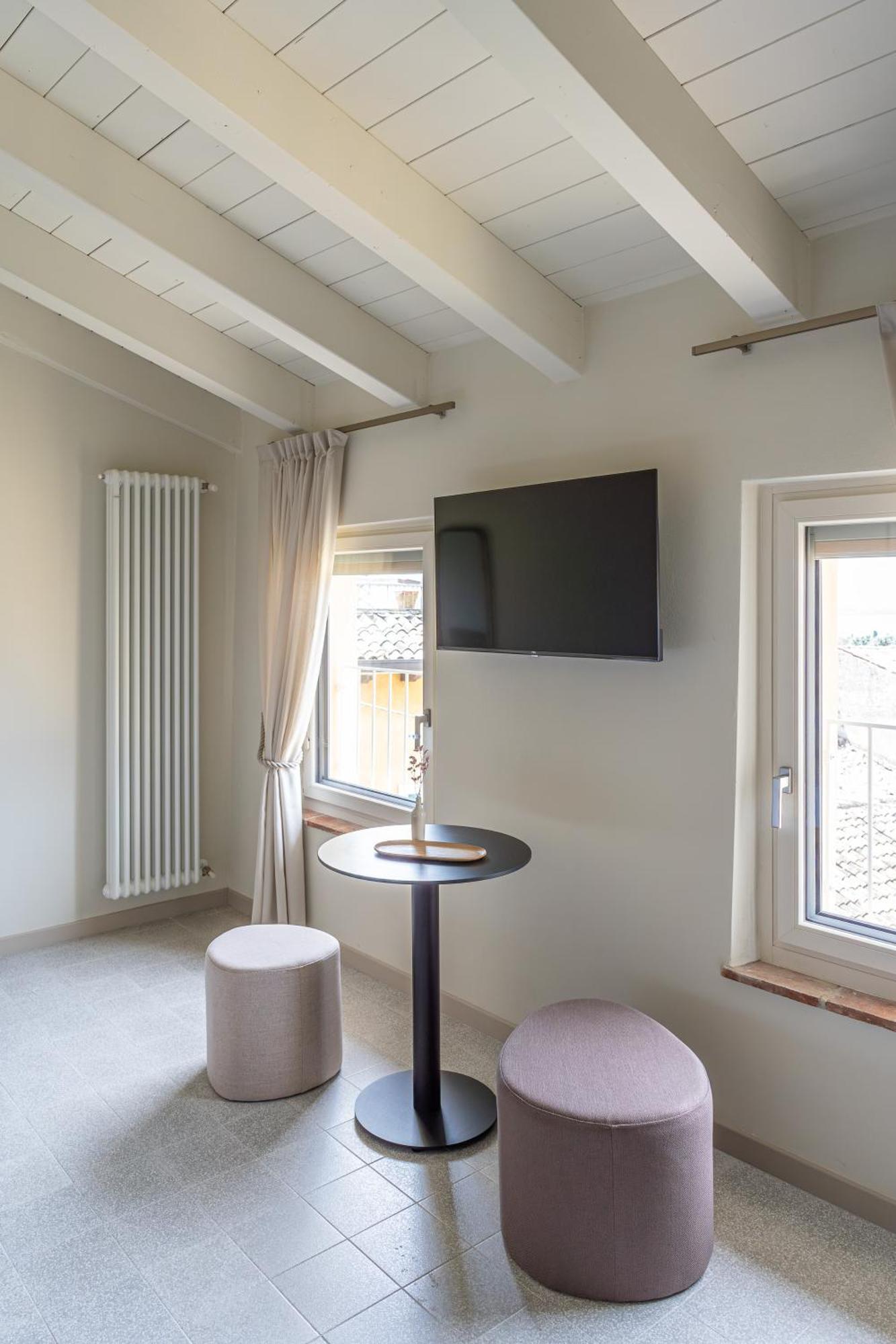 The Lake Suites Com - Luxury Stay In Lazise Exteriör bild
