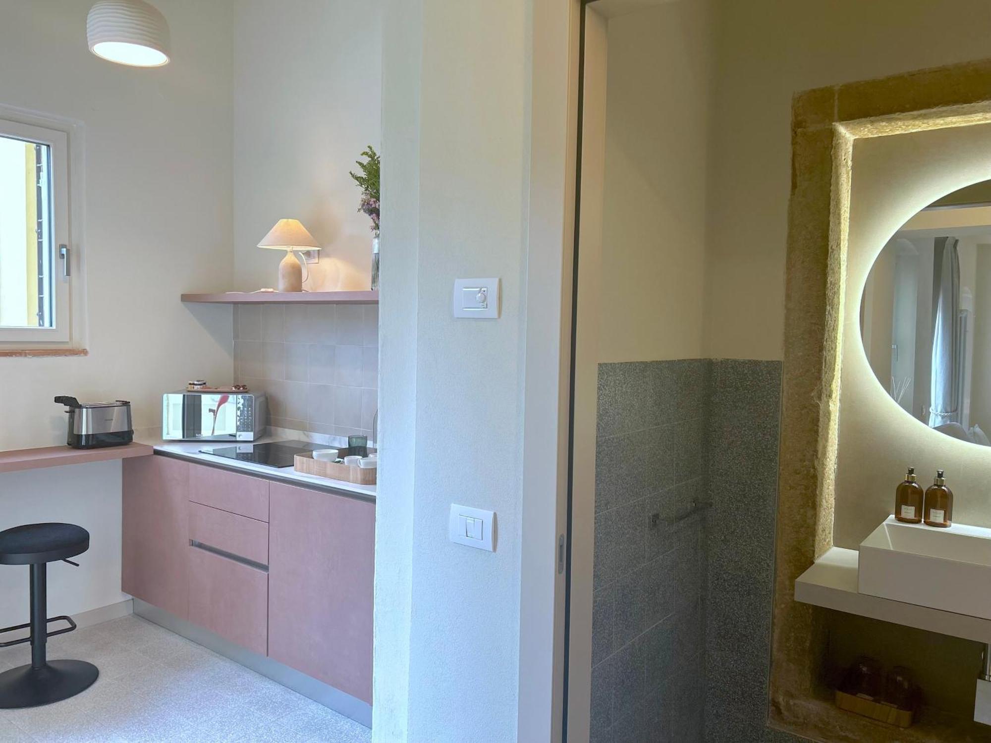 The Lake Suites Com - Luxury Stay In Lazise Exteriör bild
