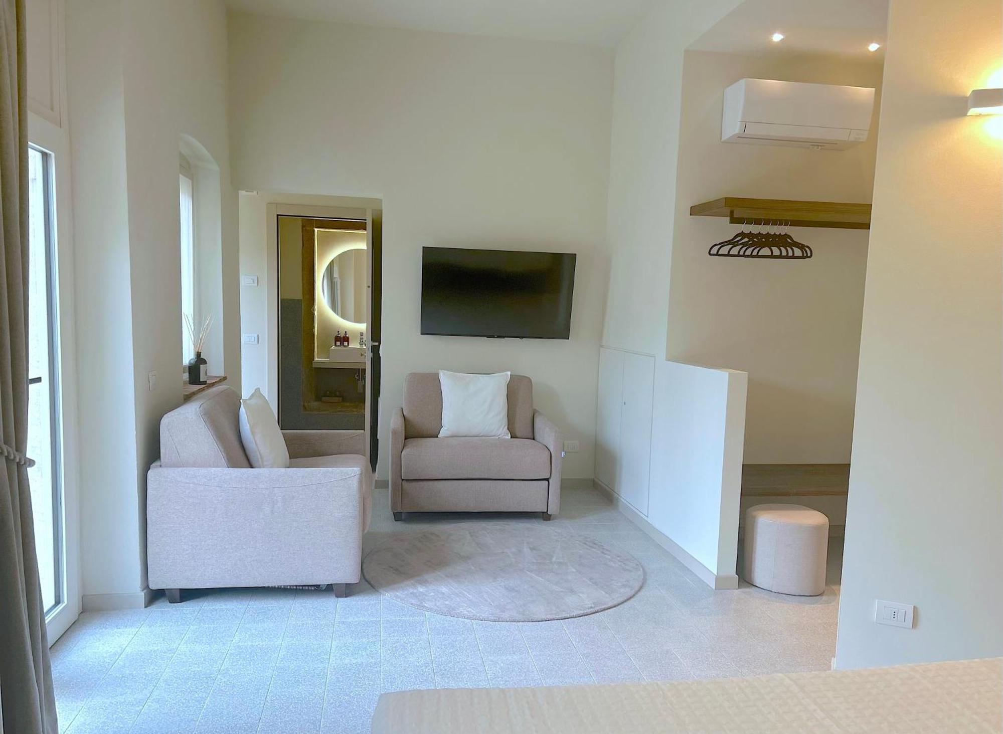 The Lake Suites Com - Luxury Stay In Lazise Exteriör bild