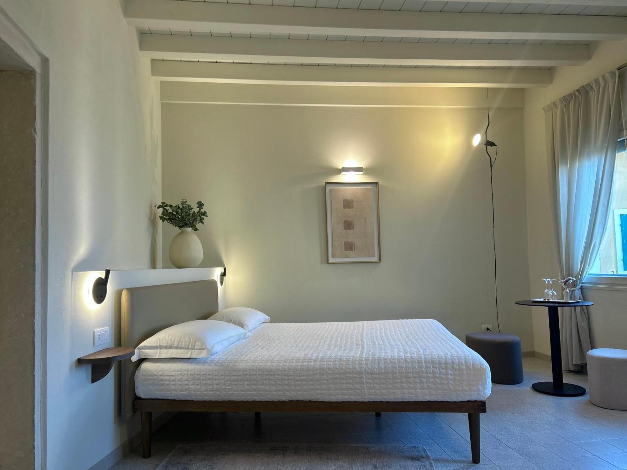 The Lake Suites Com - Luxury Stay In Lazise Exteriör bild